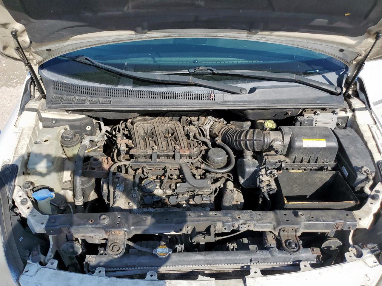 2007 HYUNDAI Entourage