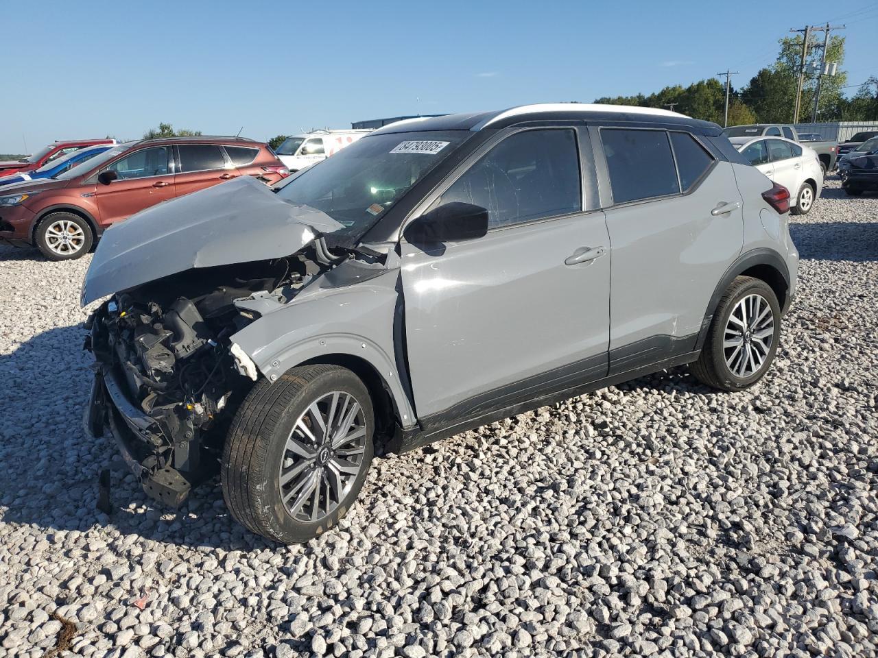 2023 NISSAN KICKS