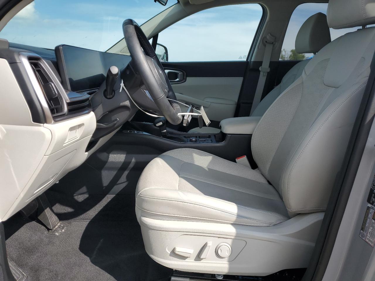 2025 KIA SORENTO