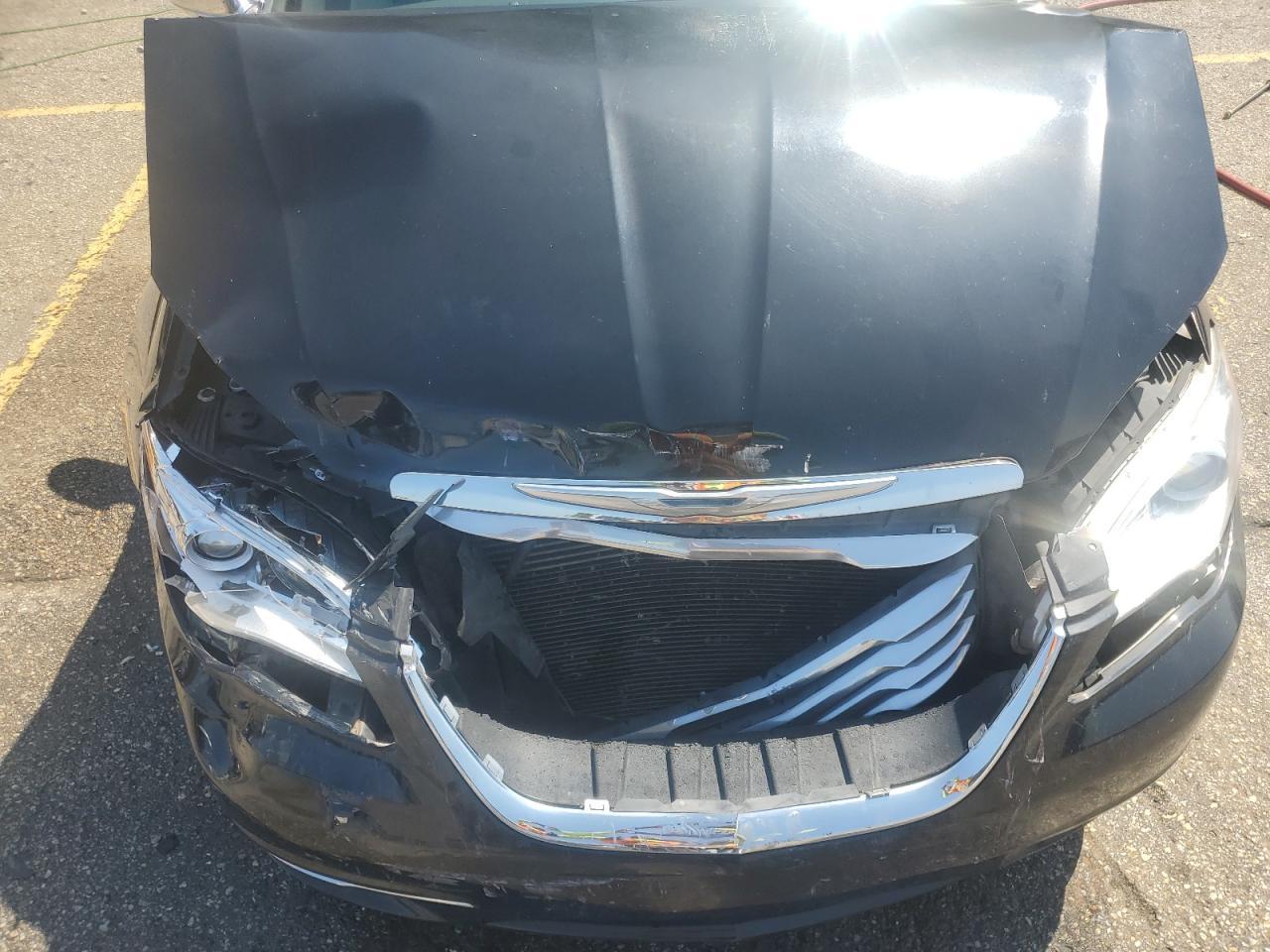 2014 CHRYSLER 200