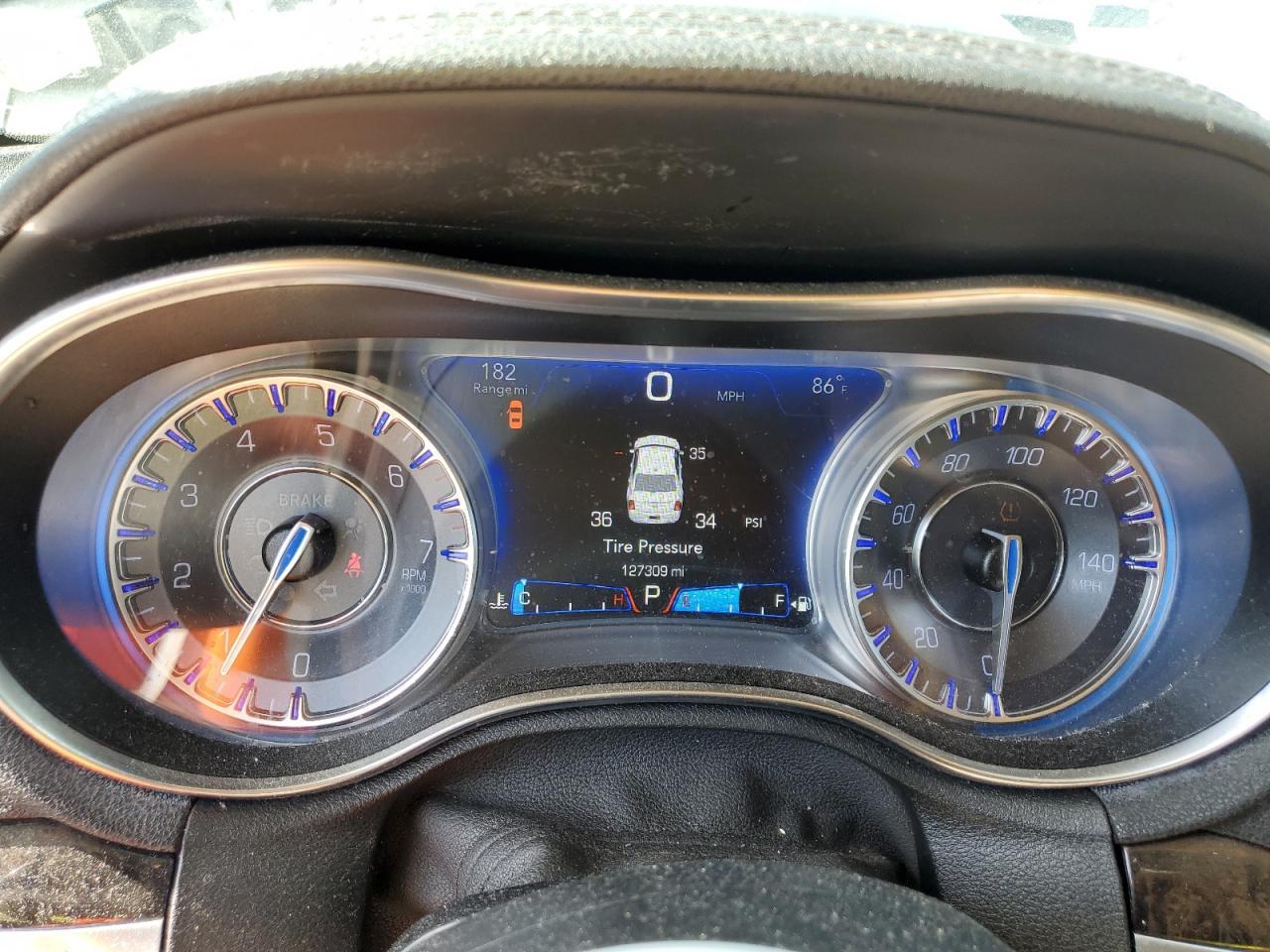 2018 CHRYSLER 300