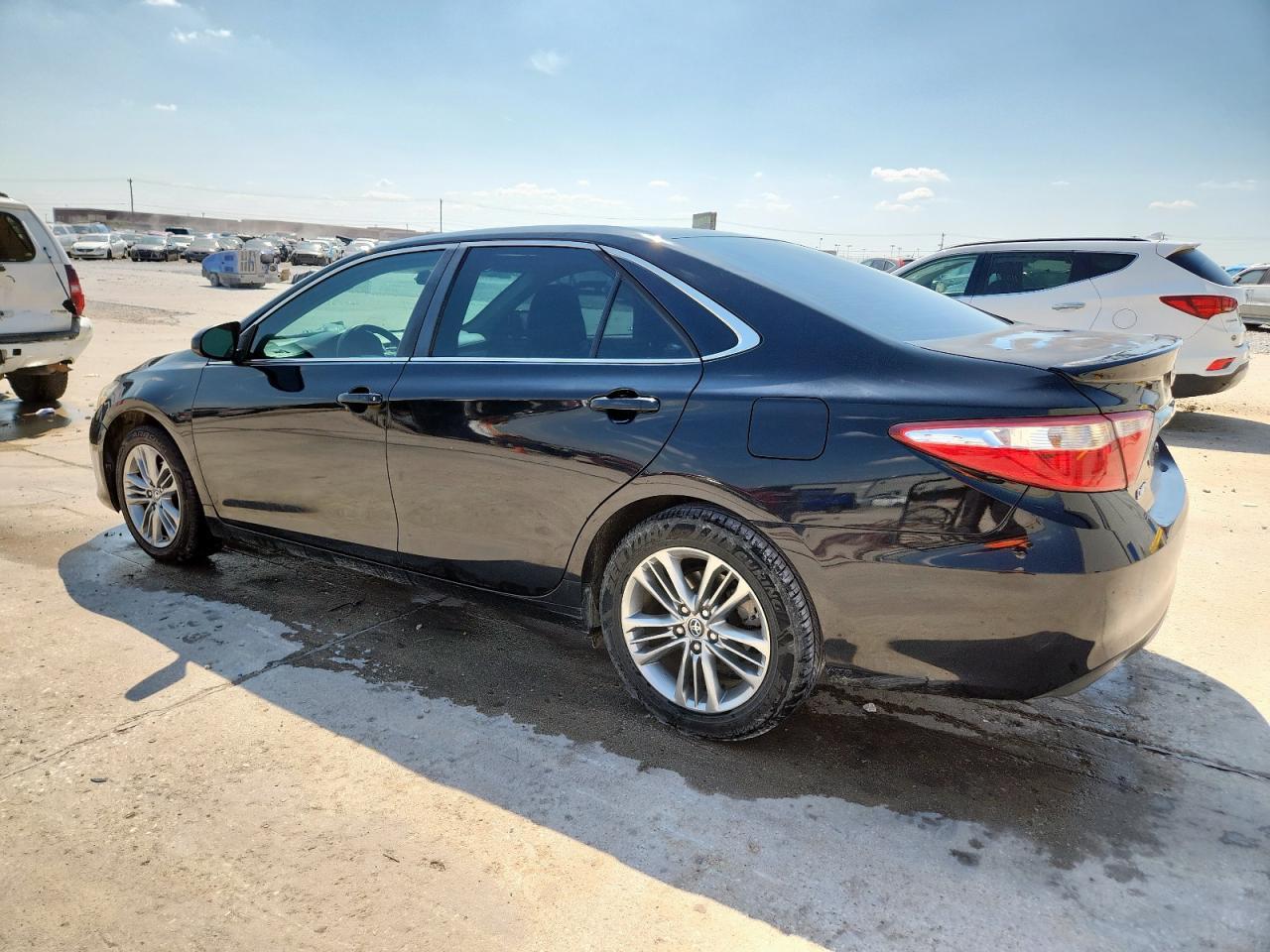 2015 TOYOTA CAMRY