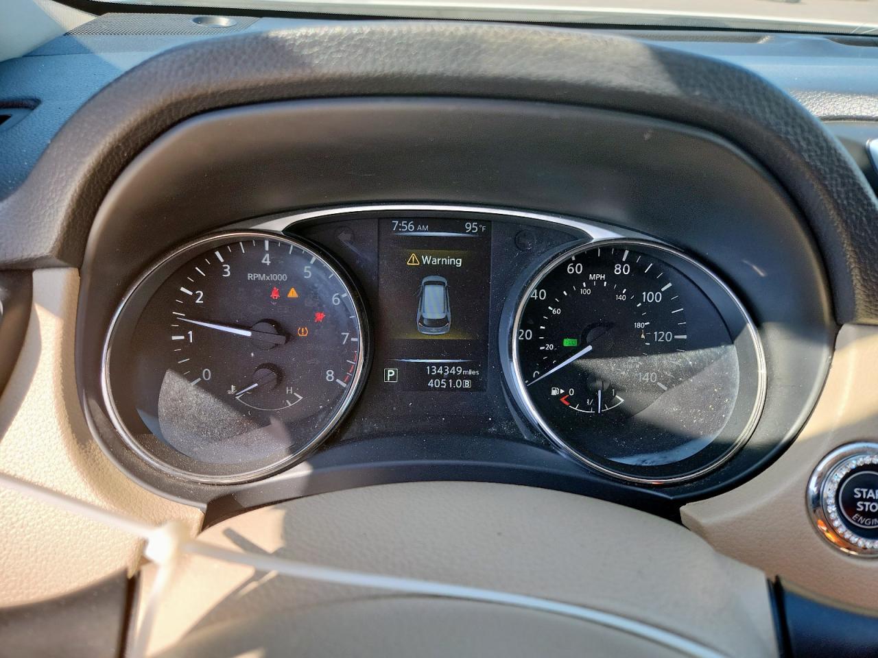 2015 NISSAN ROGUE