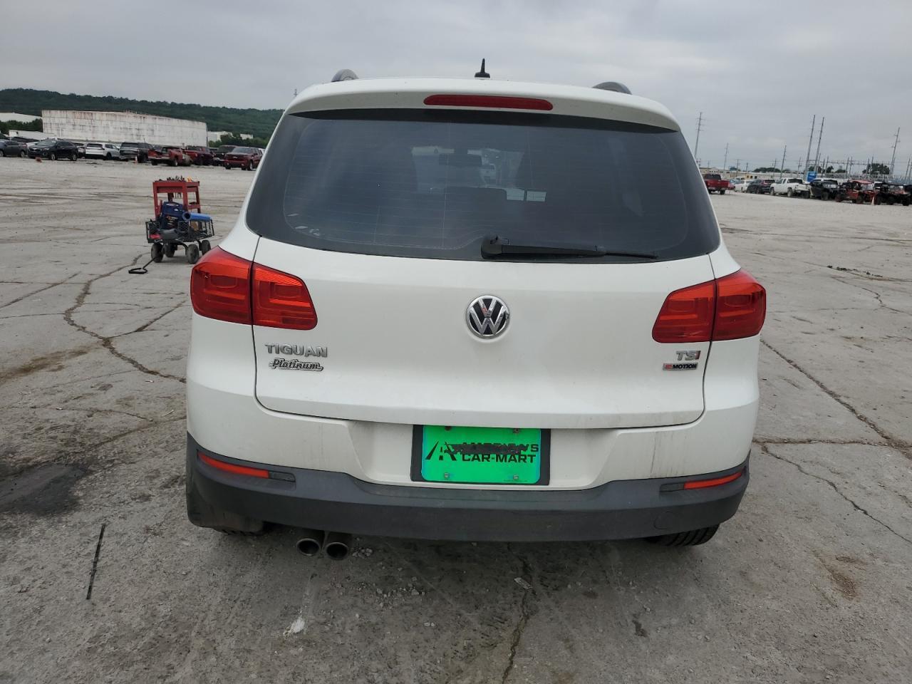 2016 VOLKSWAGEN TIGUAN