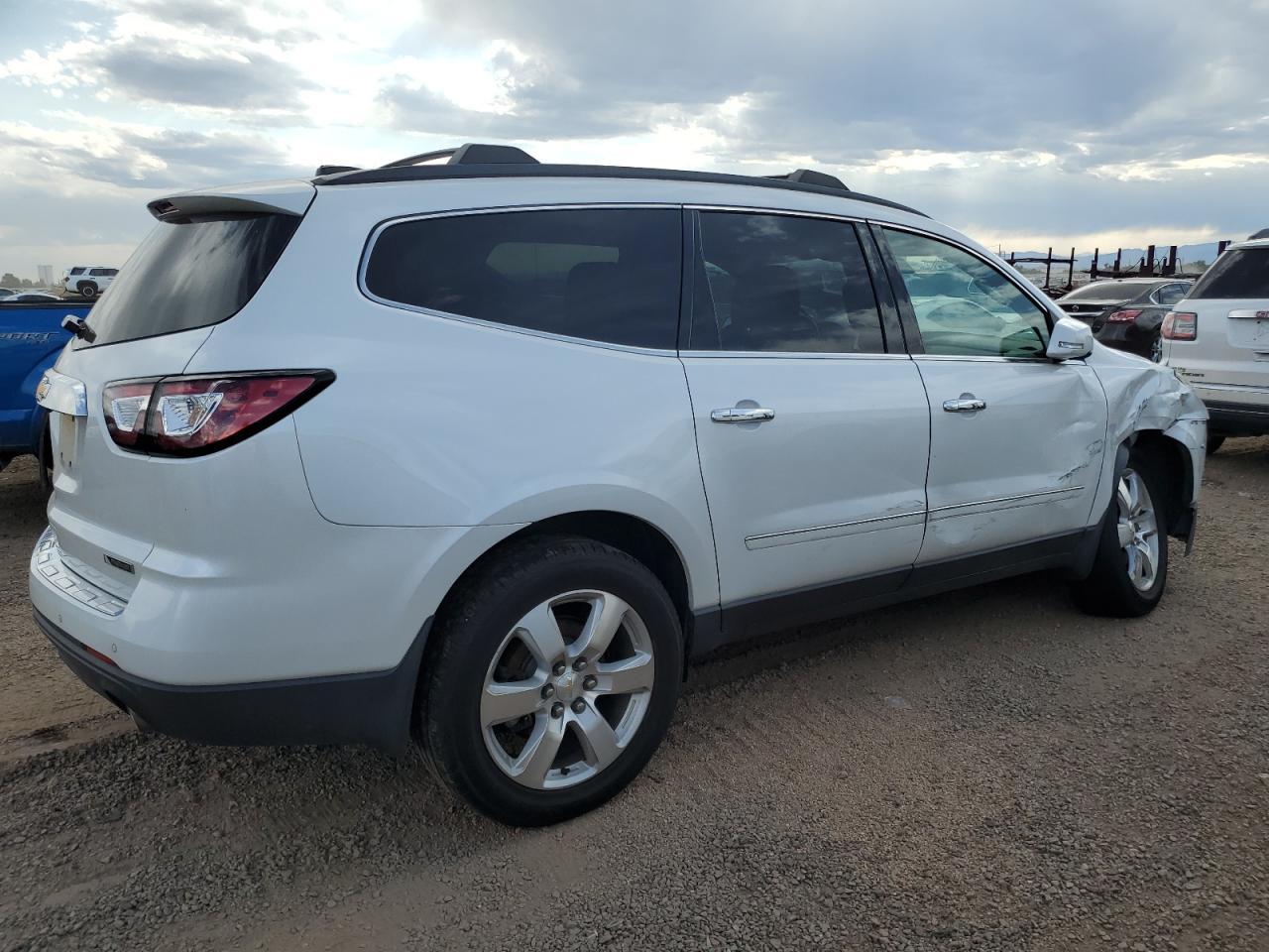 2017 CHEVROLET TRAVERSE