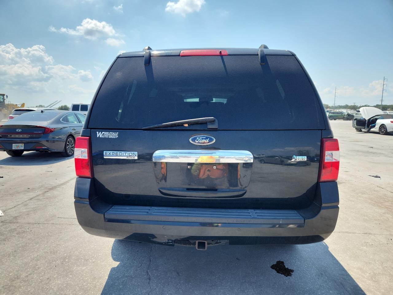 2013 FORD Expedition