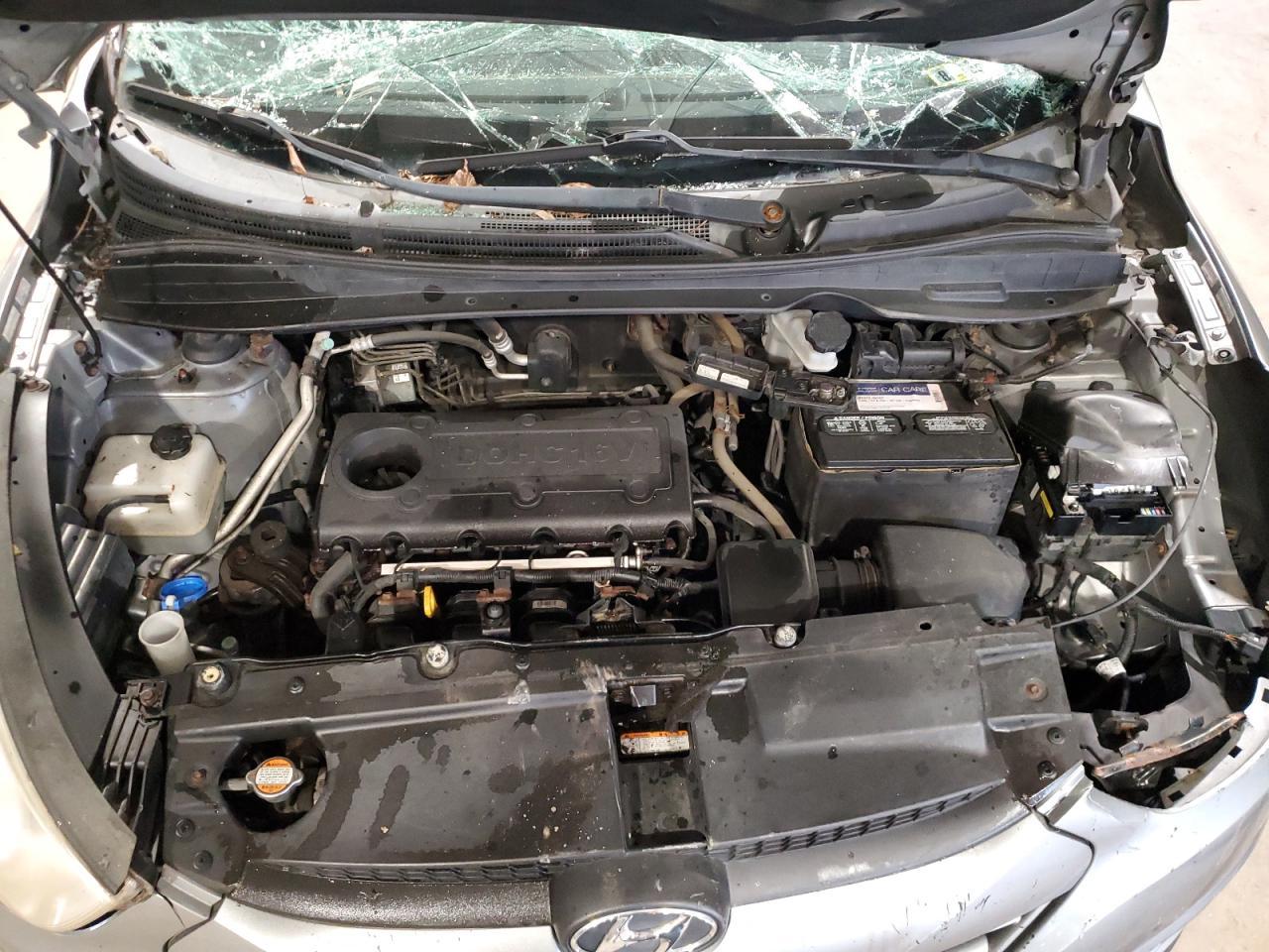 2010 HYUNDAI TUCSON