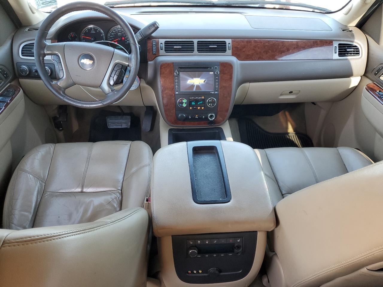 2014 CHEVROLET Tahoe