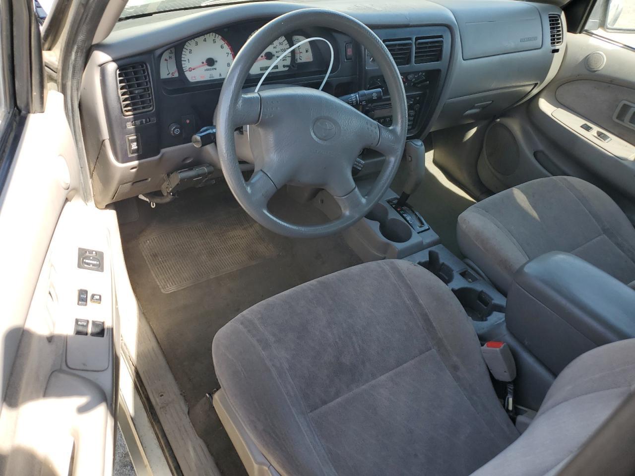 2002 TOYOTA TACOMA