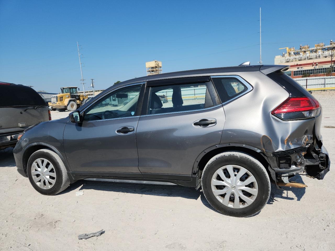 2017 NISSAN ROGUE