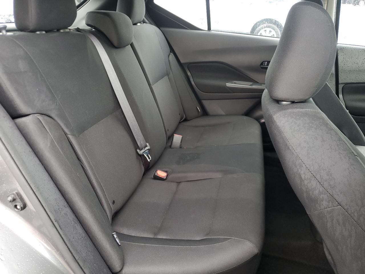 2025 NISSAN KICKS