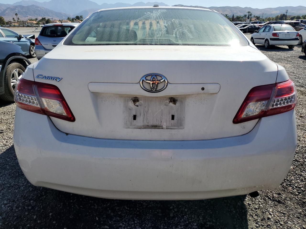 2011 TOYOTA CAMRY