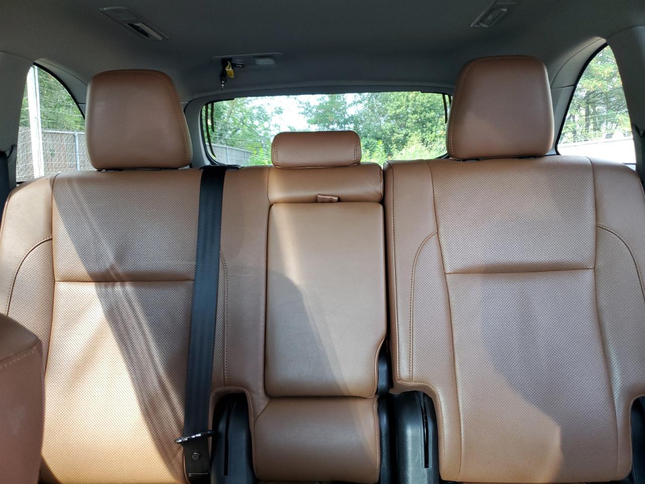 2017 TOYOTA HIGHLANDER