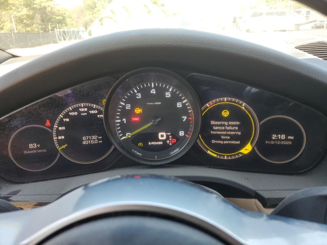 2019 PORSCHE CAYENNE