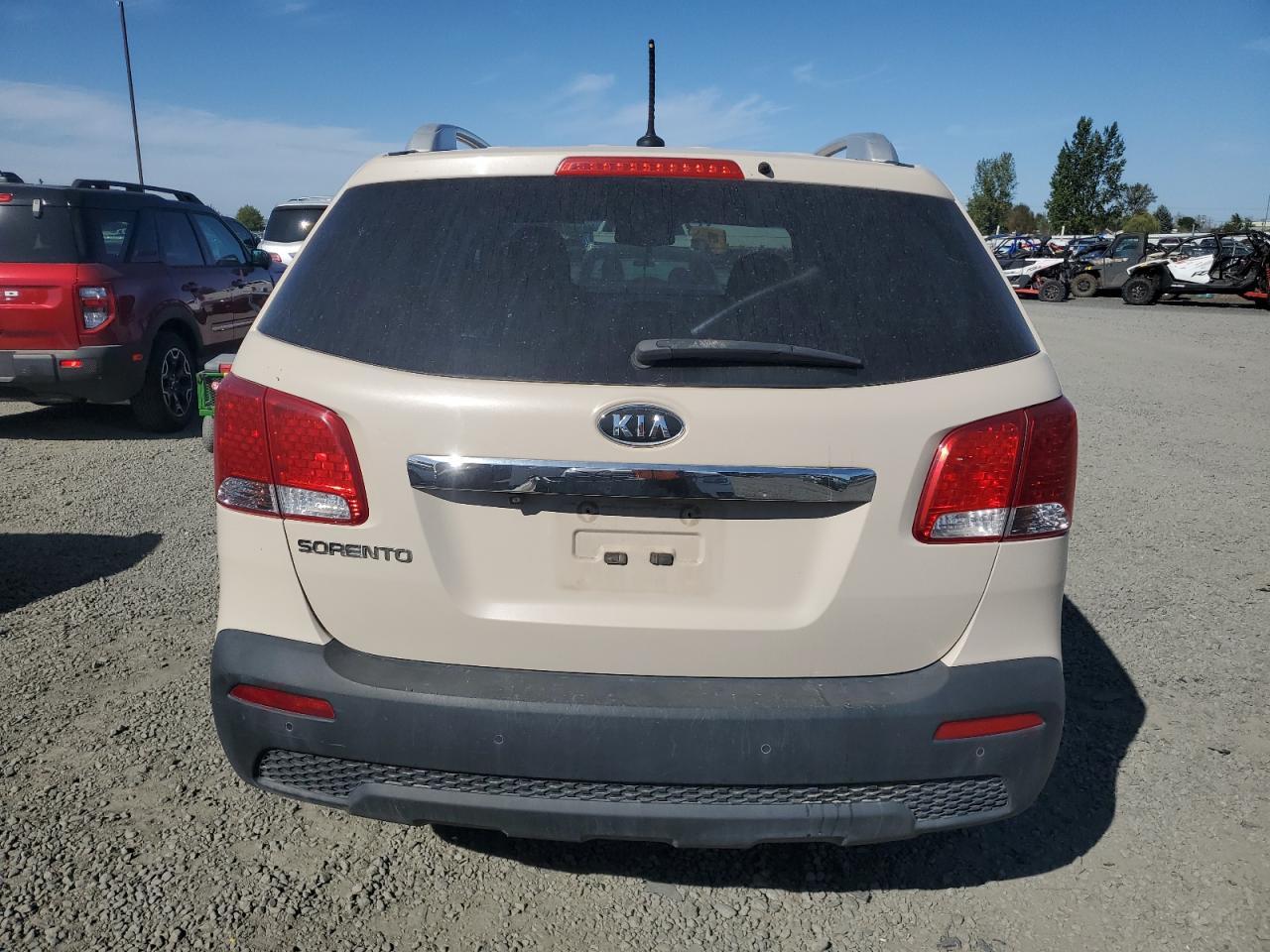 2011 KIA SORENTO