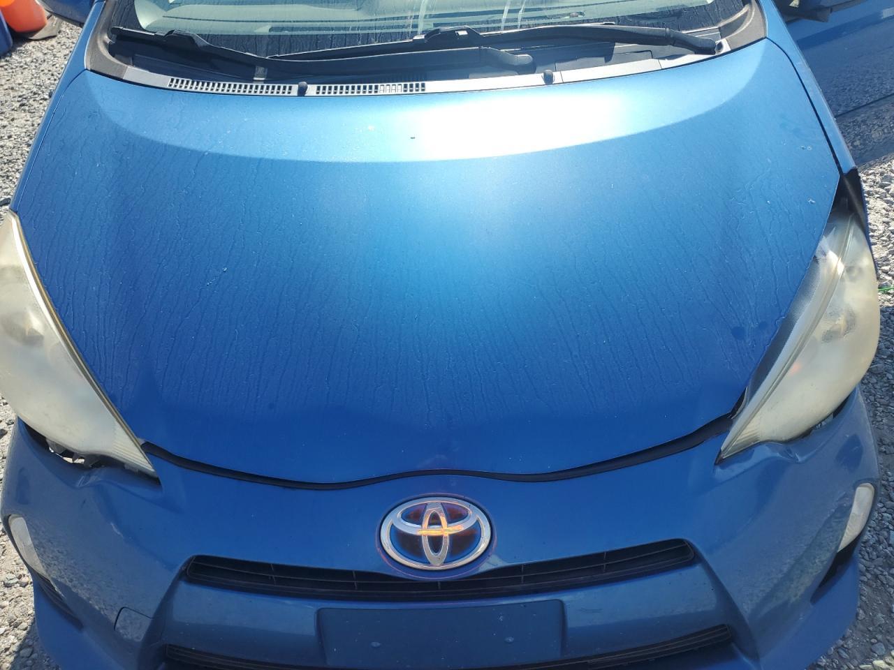 2012 TOYOTA Prius c