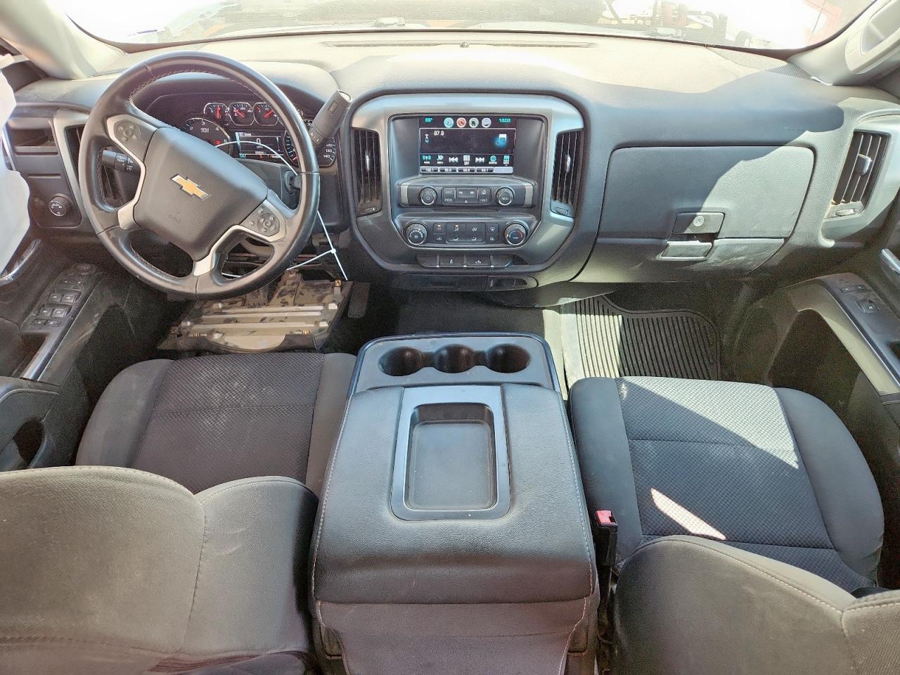 2018 CHEVROLET Silverado