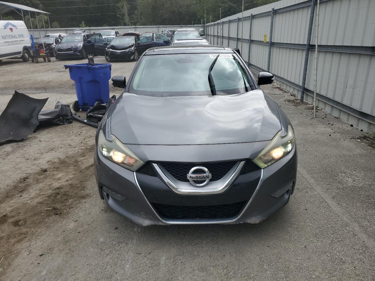 2017 NISSAN Maxima
