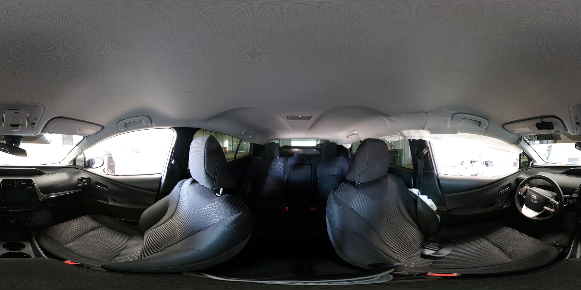2018 TOYOTA PRIUS