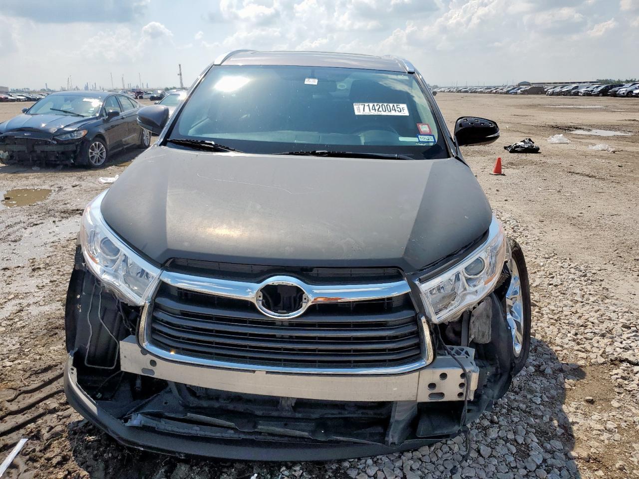 2015 TOYOTA HIGHLANDER