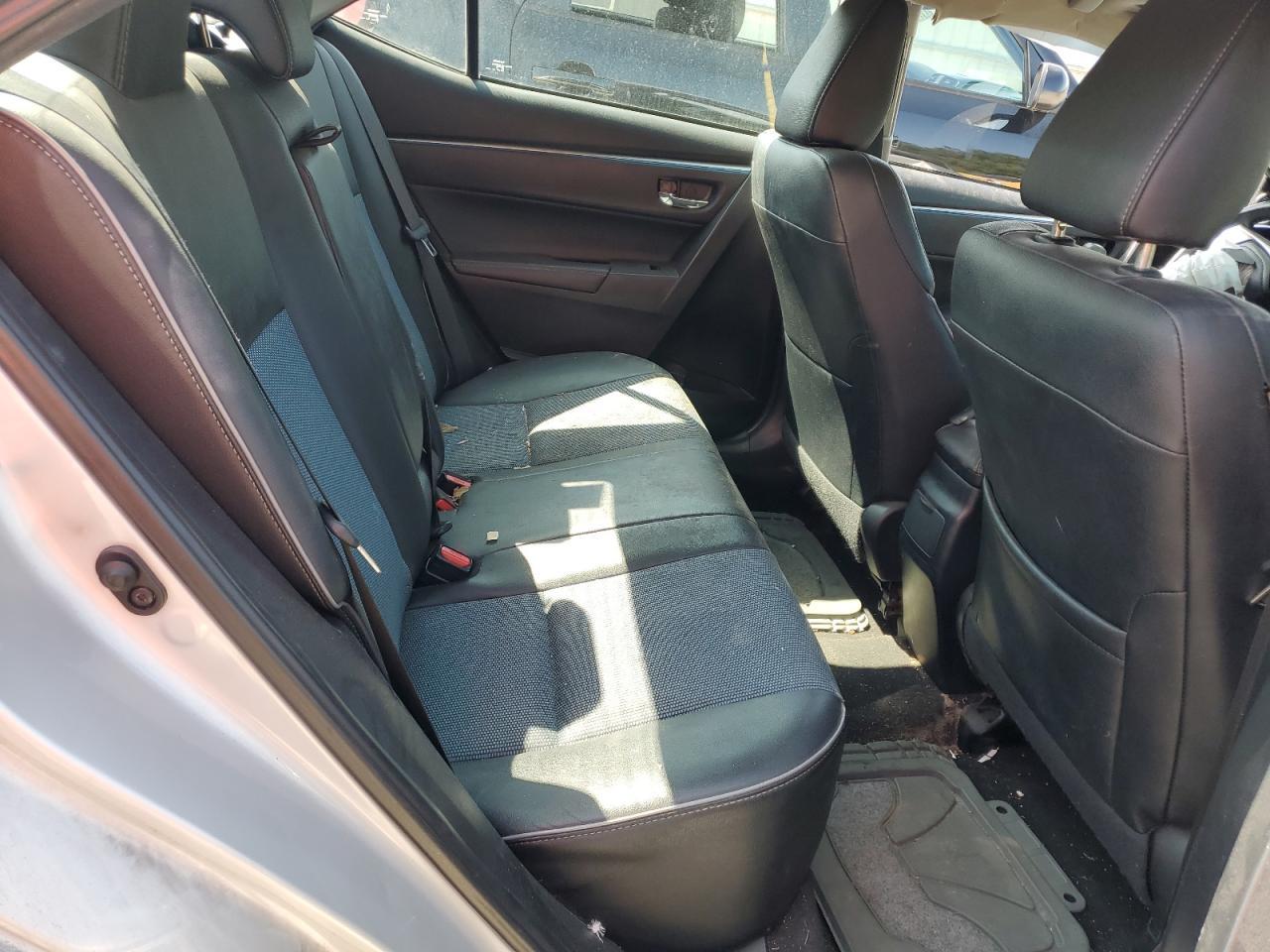 2015 TOYOTA COROLLA