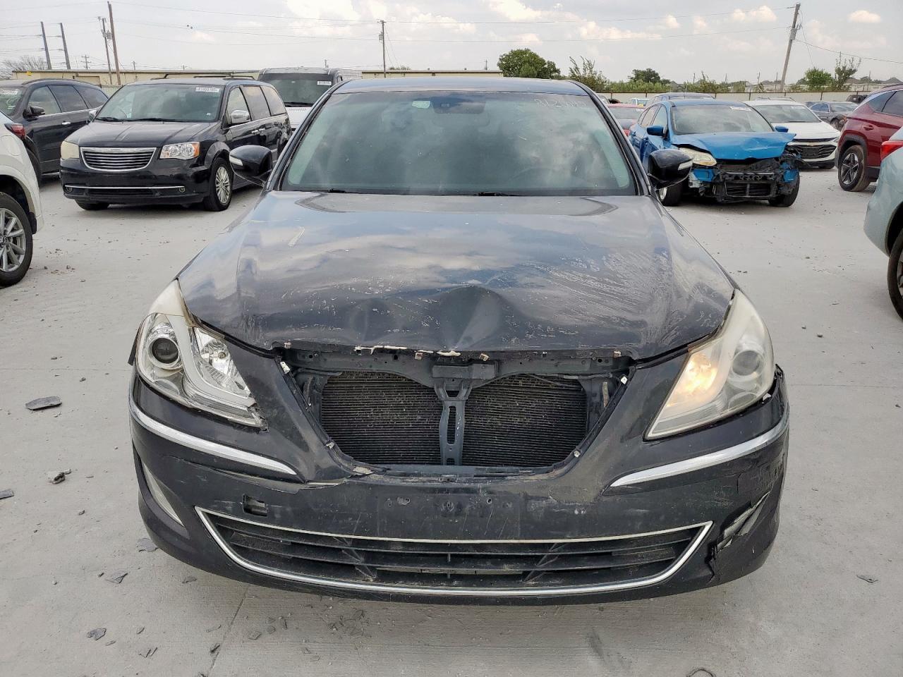 2012 HYUNDAI GENESIS