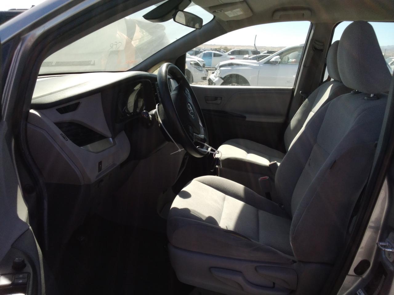 2018 TOYOTA SIENNA