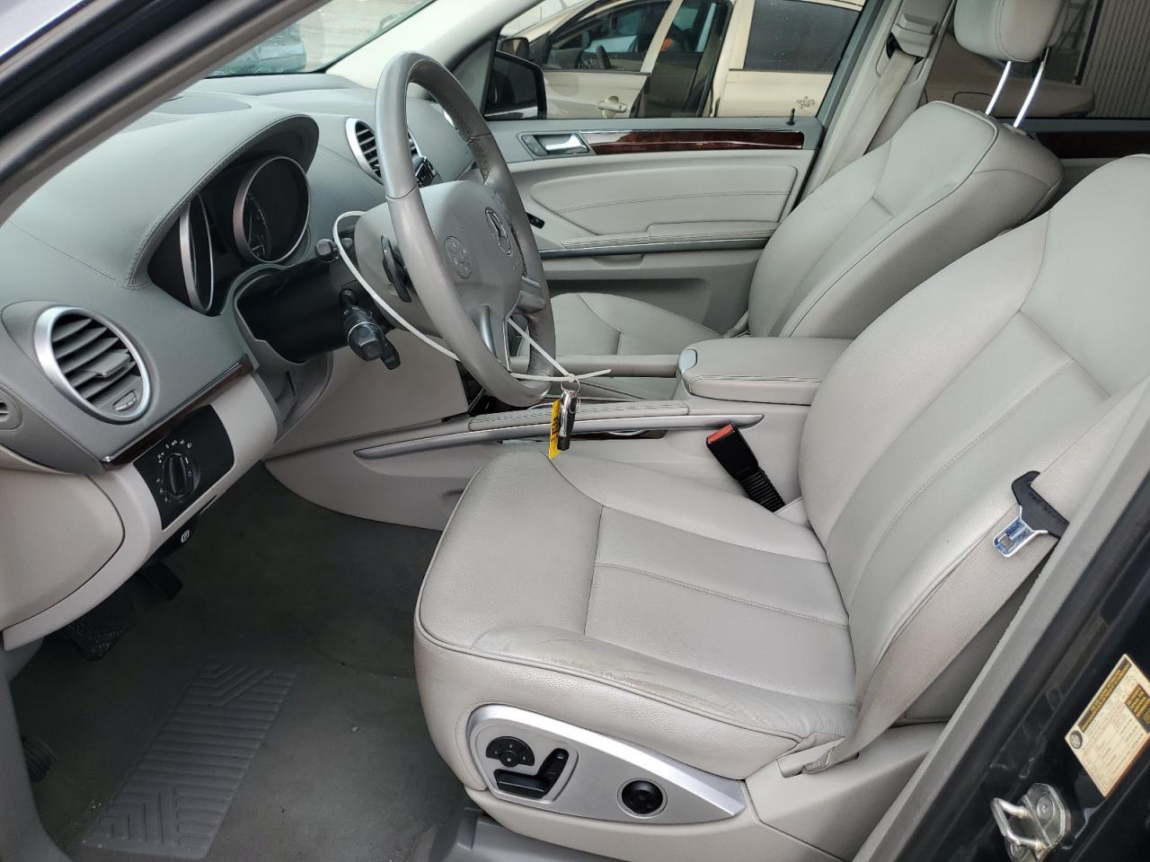 2011 MERCEDES-BENZ GL-Class
