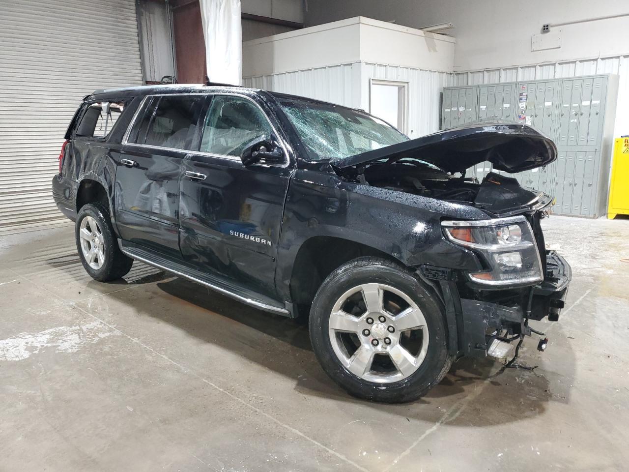 2017 CHEVROLET Suburban