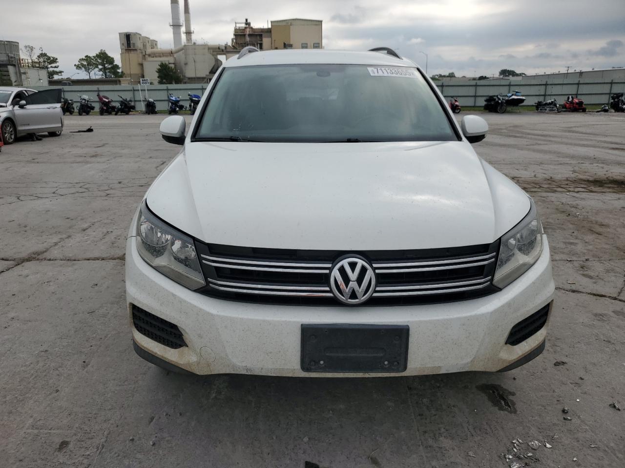 2016 VOLKSWAGEN TIGUAN
