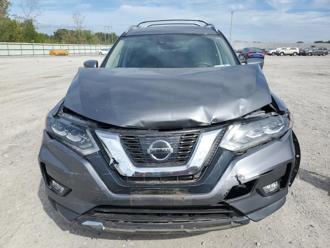2017 NISSAN ROGUE
