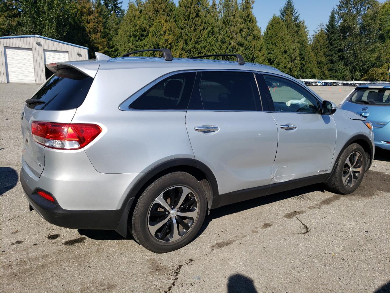 2017 KIA SORENTO
