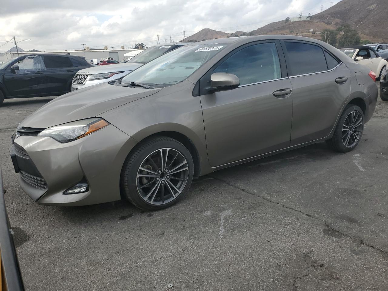 2017 TOYOTA COROLLA