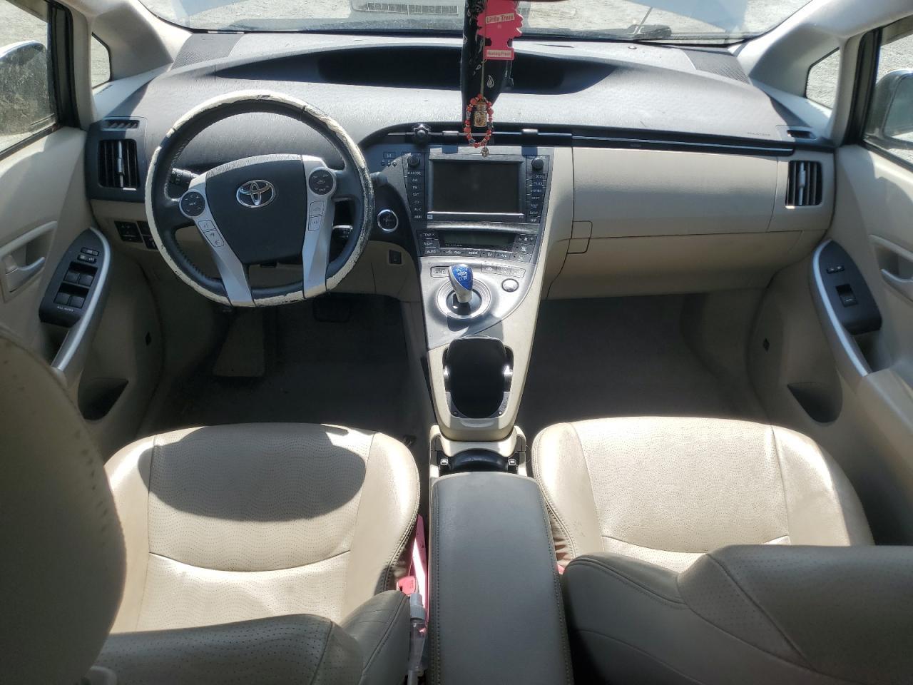 2011 TOYOTA PRIUS