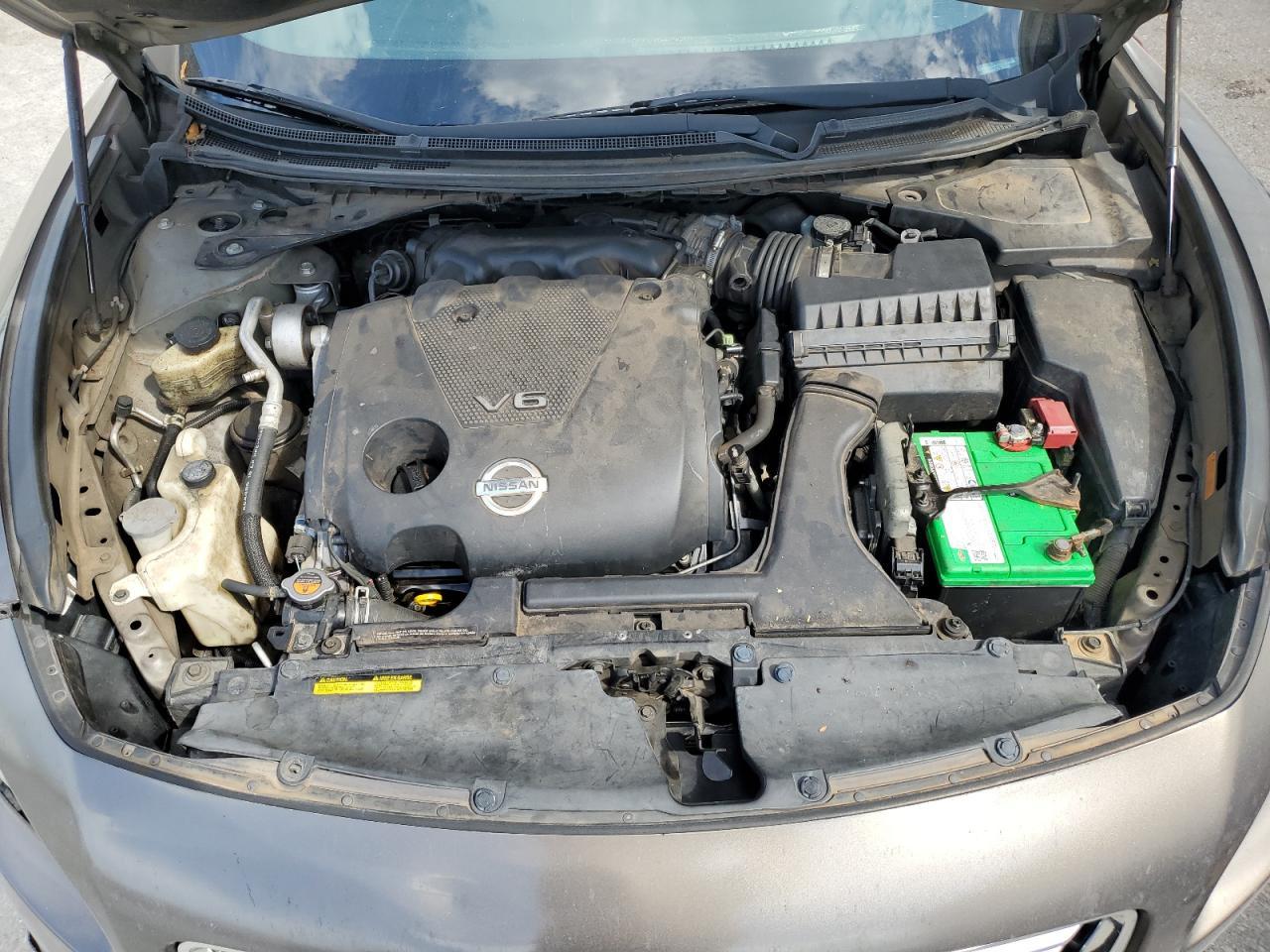 2012 NISSAN Maxima