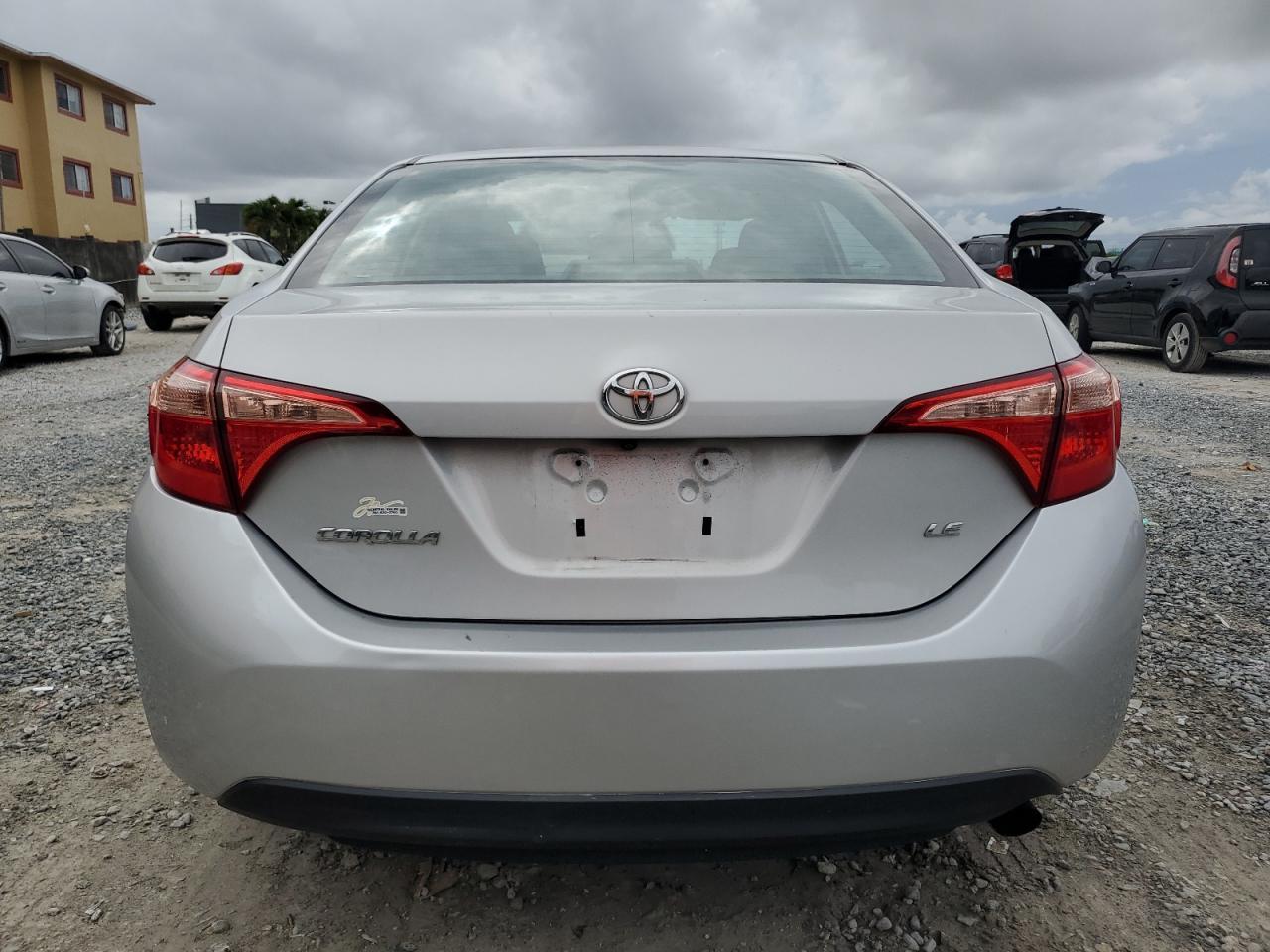 2017 TOYOTA COROLLA