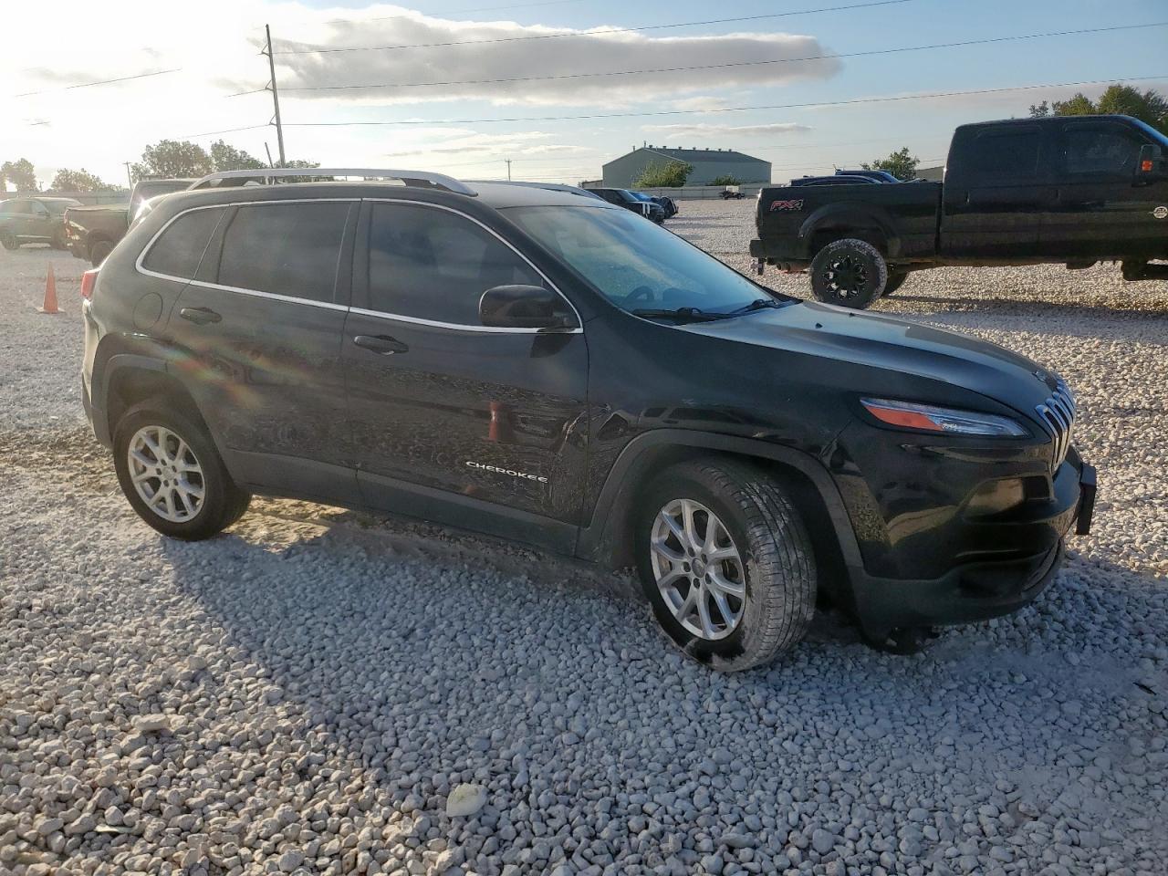 2018 JEEP CHEROKEE