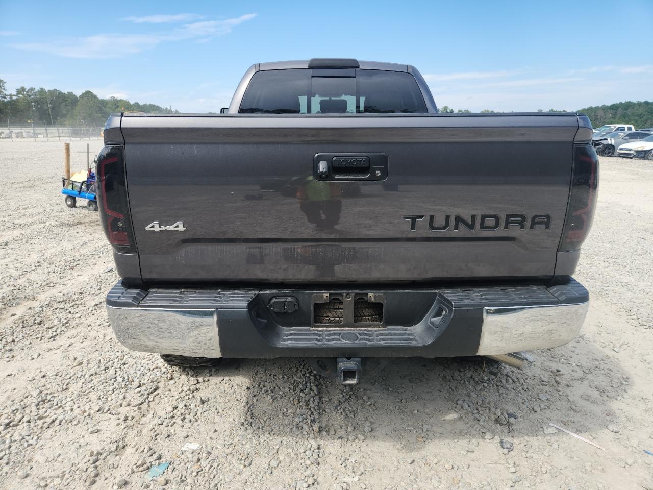 2014 TOYOTA TUNDRA