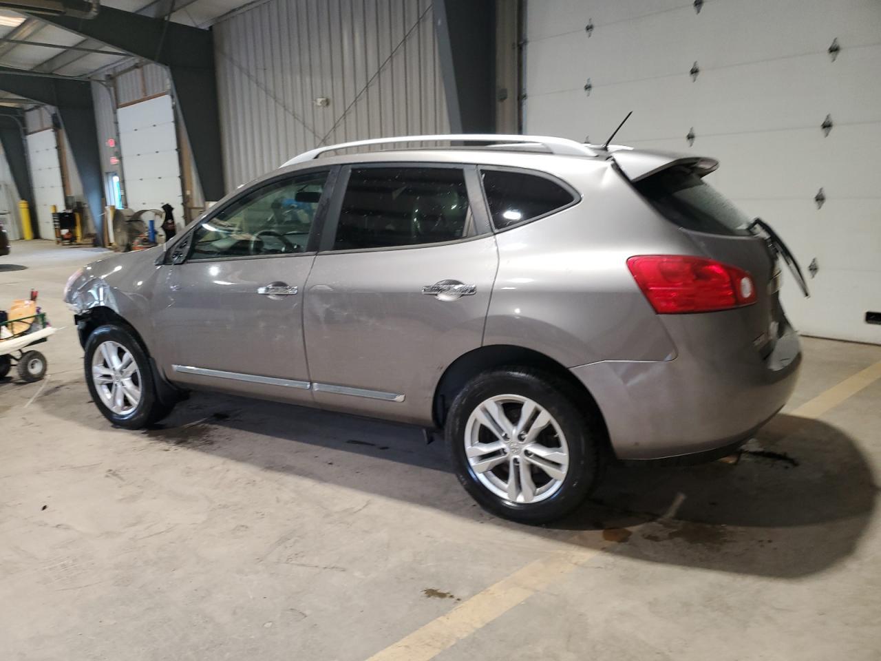 2015 NISSAN ROGUE
