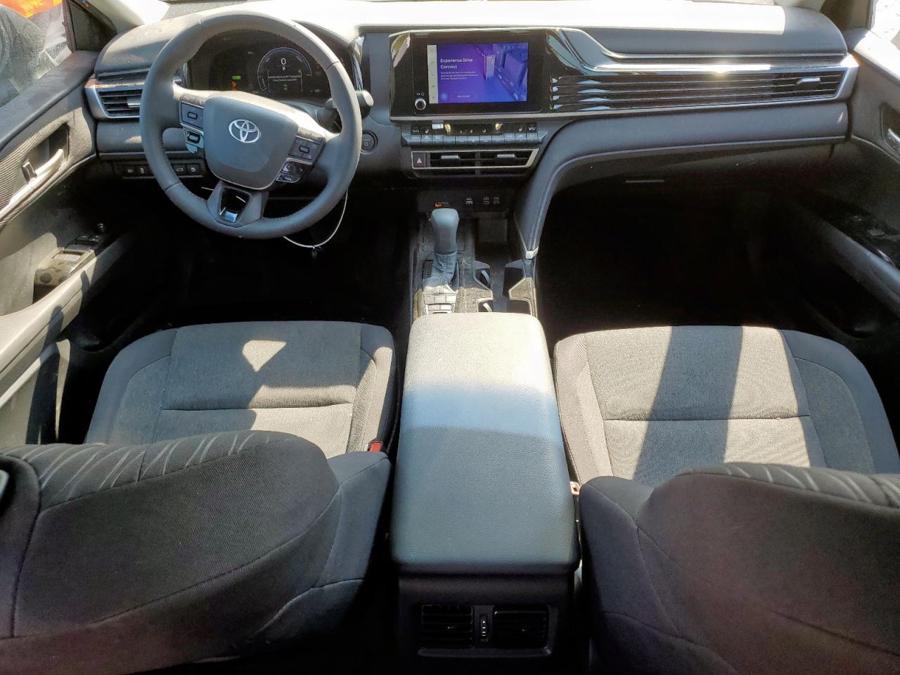 2025 TOYOTA CAMRY