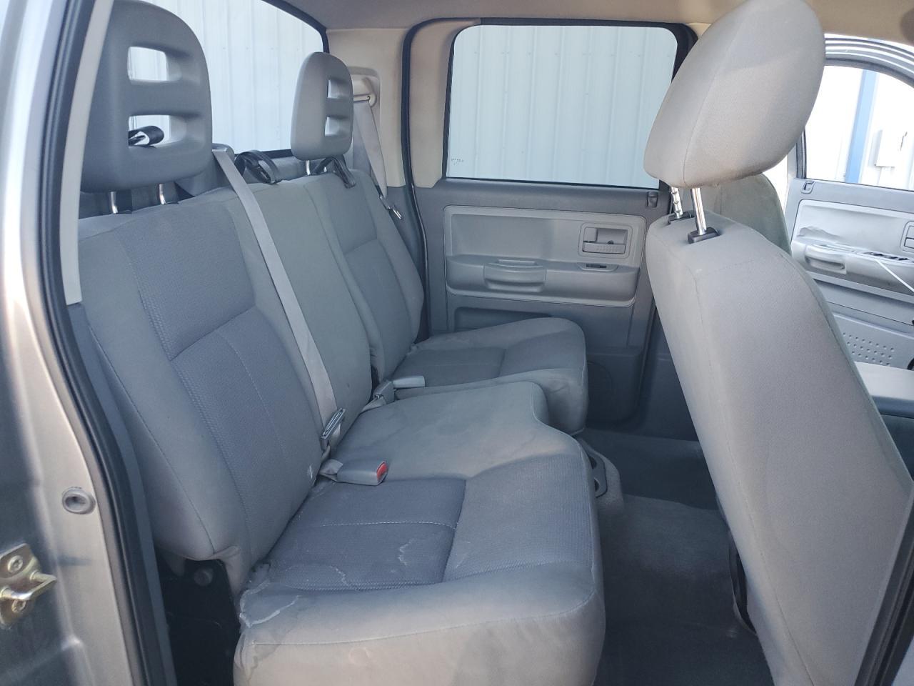 2006 DODGE Dakota
