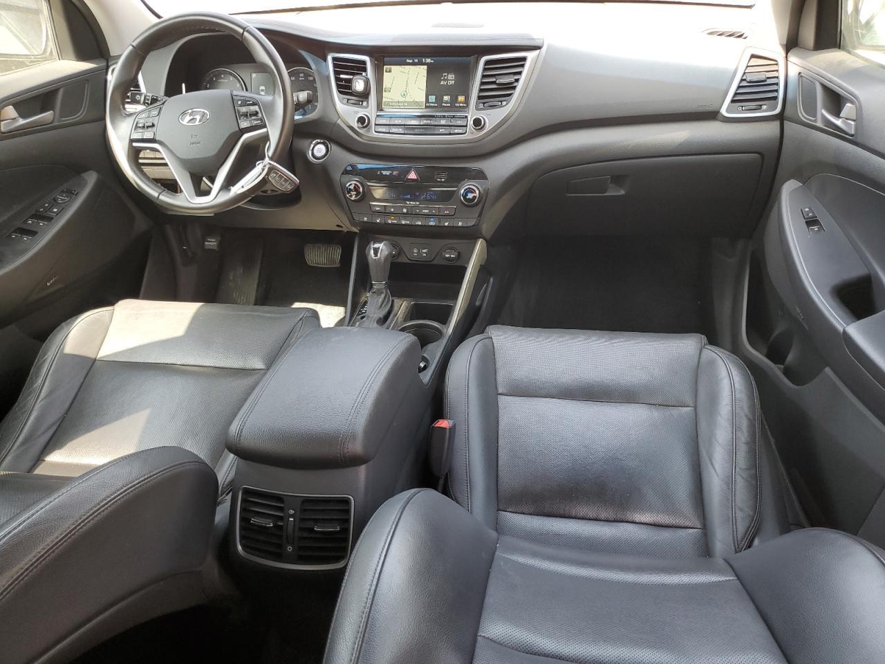 2017 HYUNDAI TUCSON