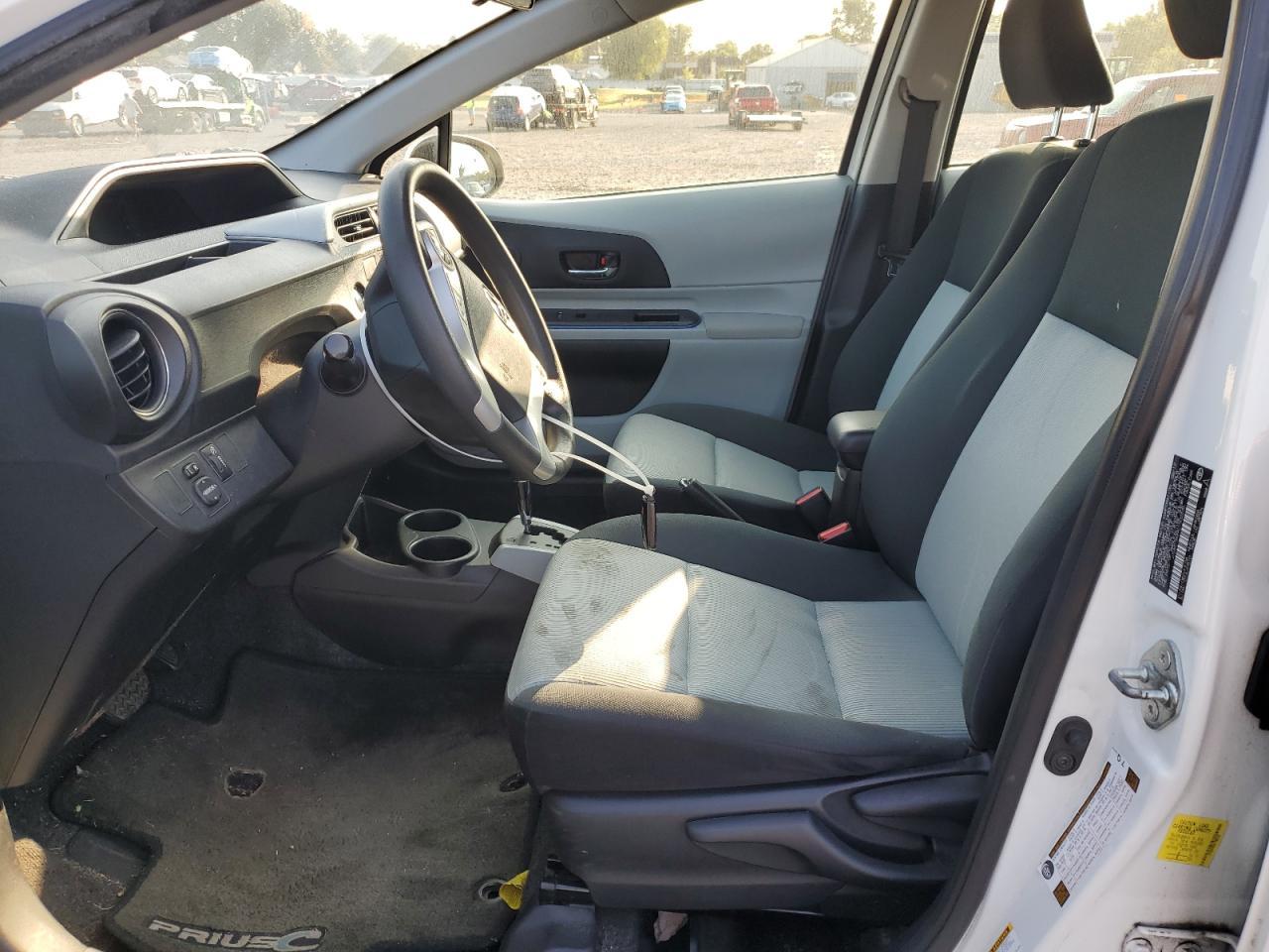 2012 TOYOTA Prius c