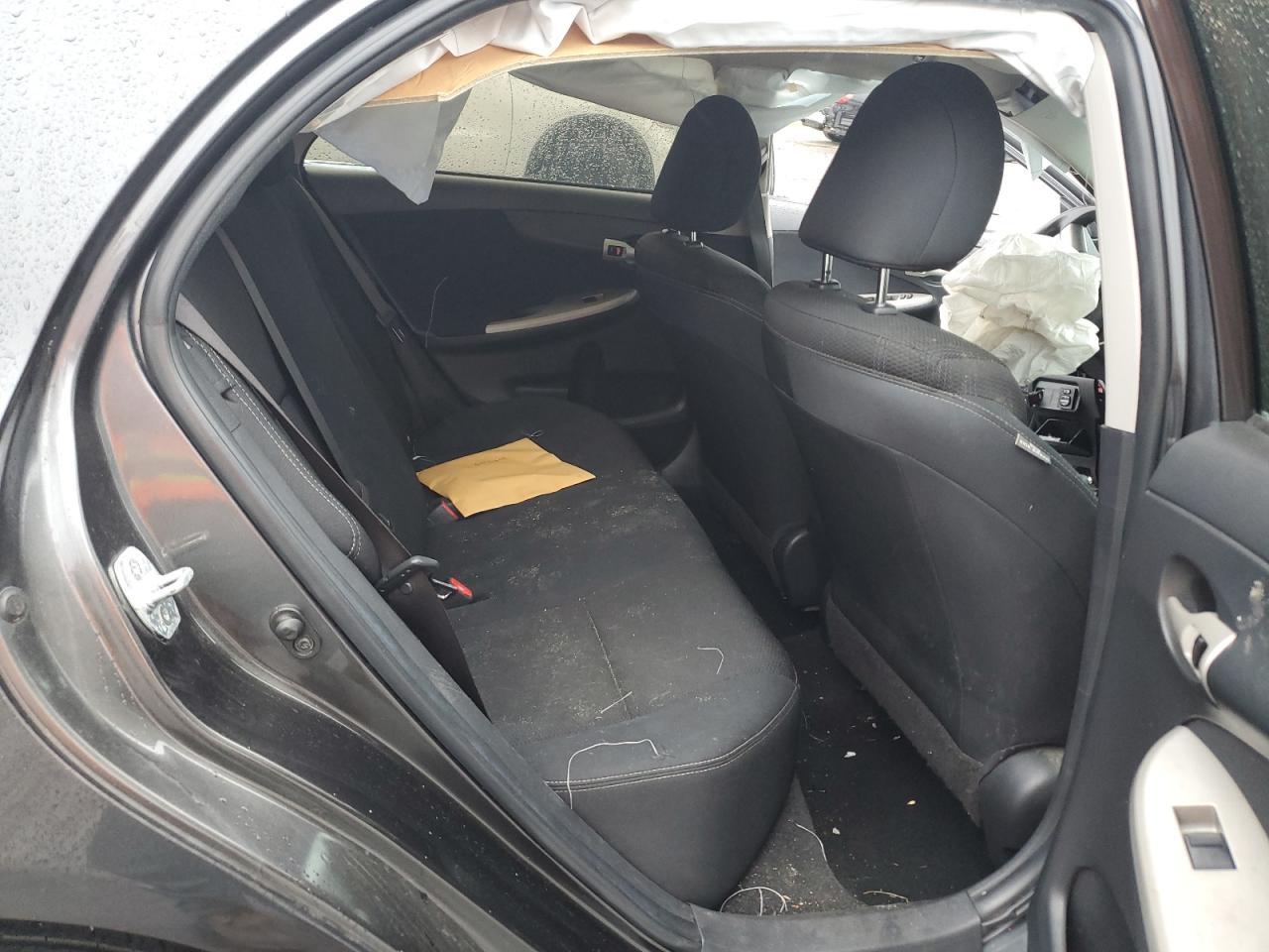 2012 TOYOTA COROLLA