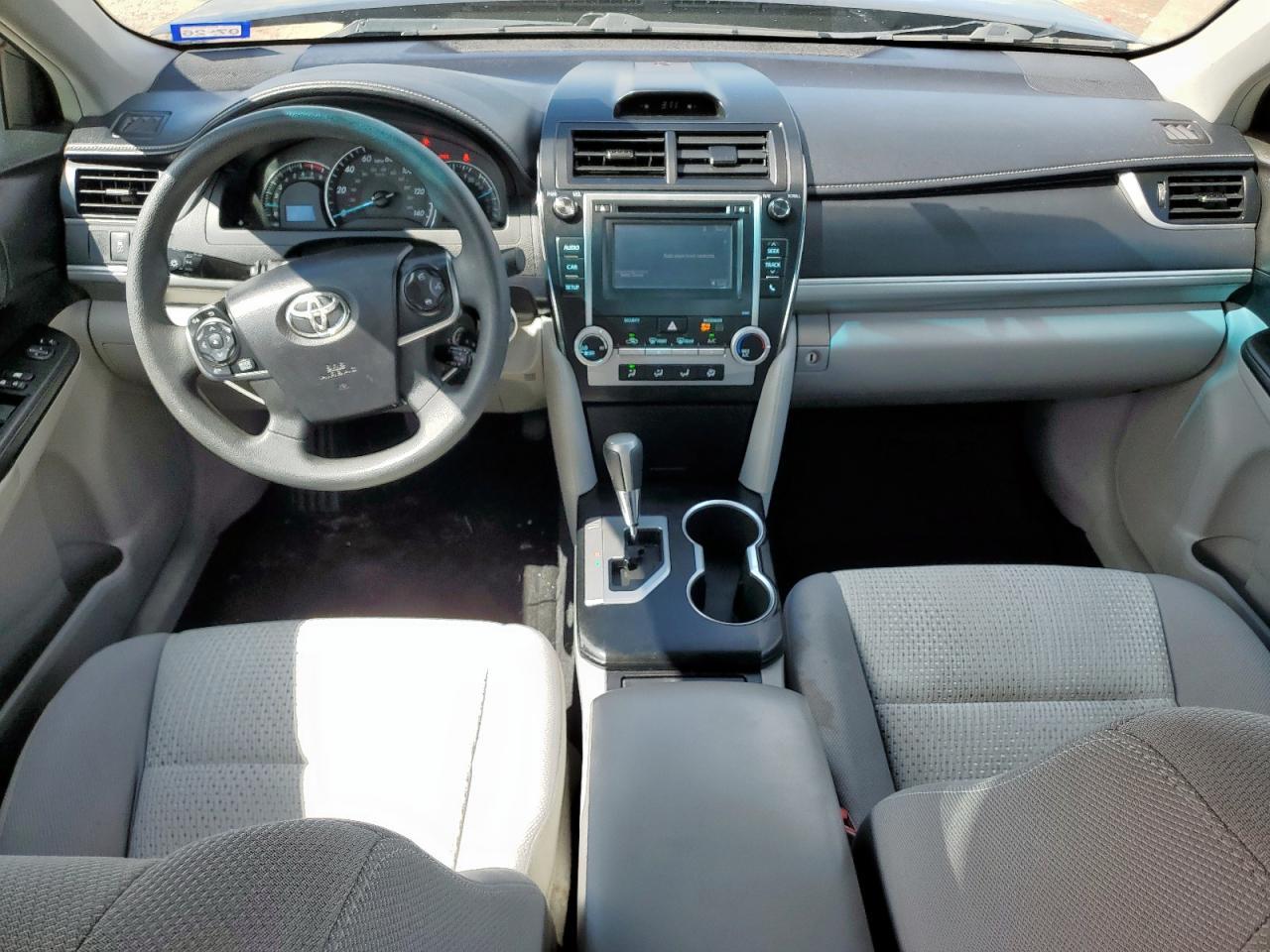 2014 TOYOTA CAMRY