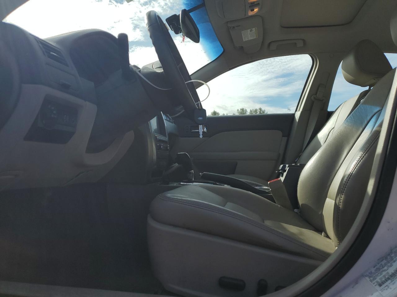 2011 FORD FUSION