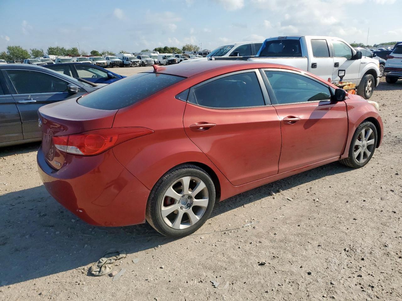 2012 HYUNDAI ELANTRA