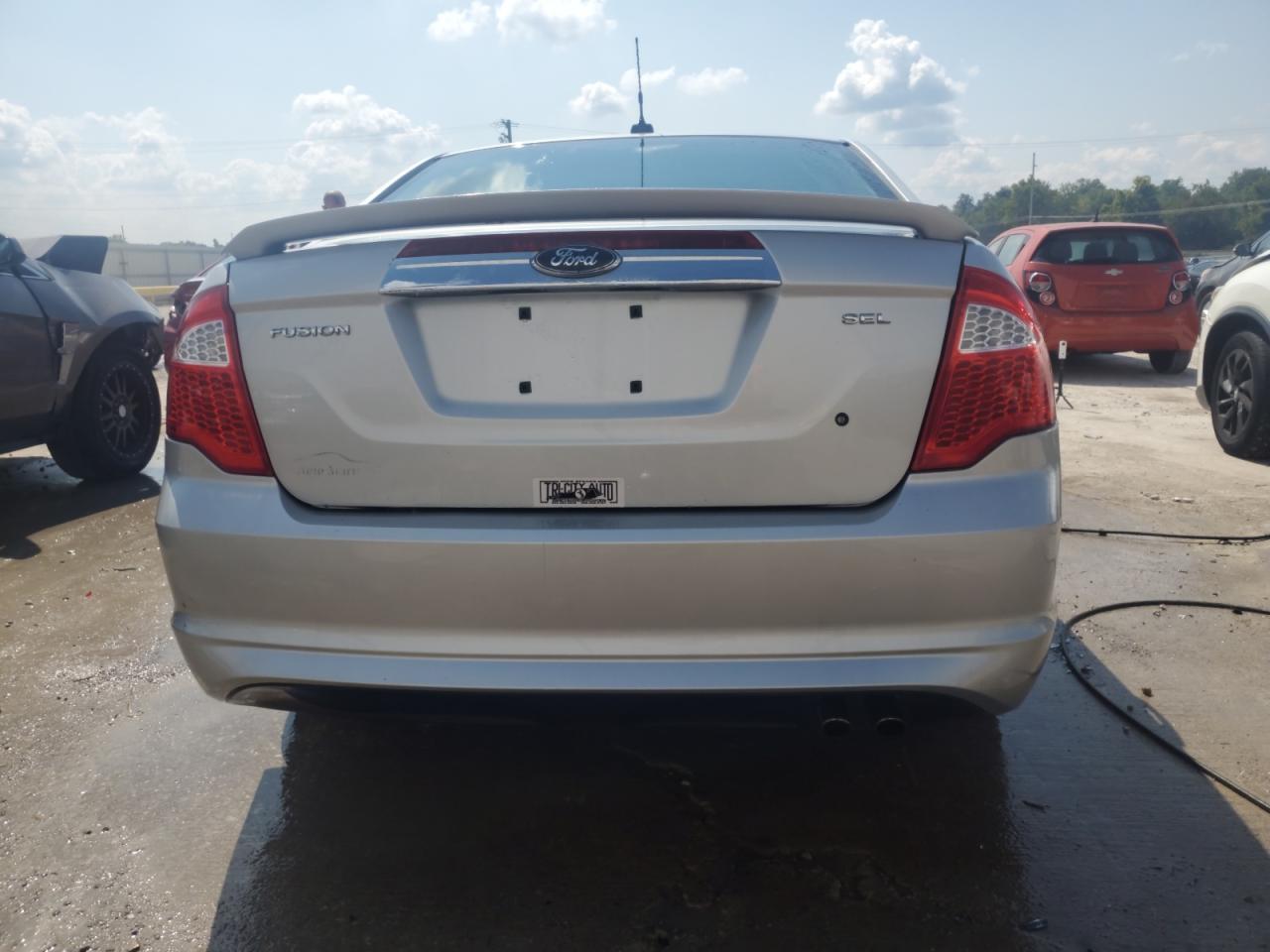 2010 FORD FUSION