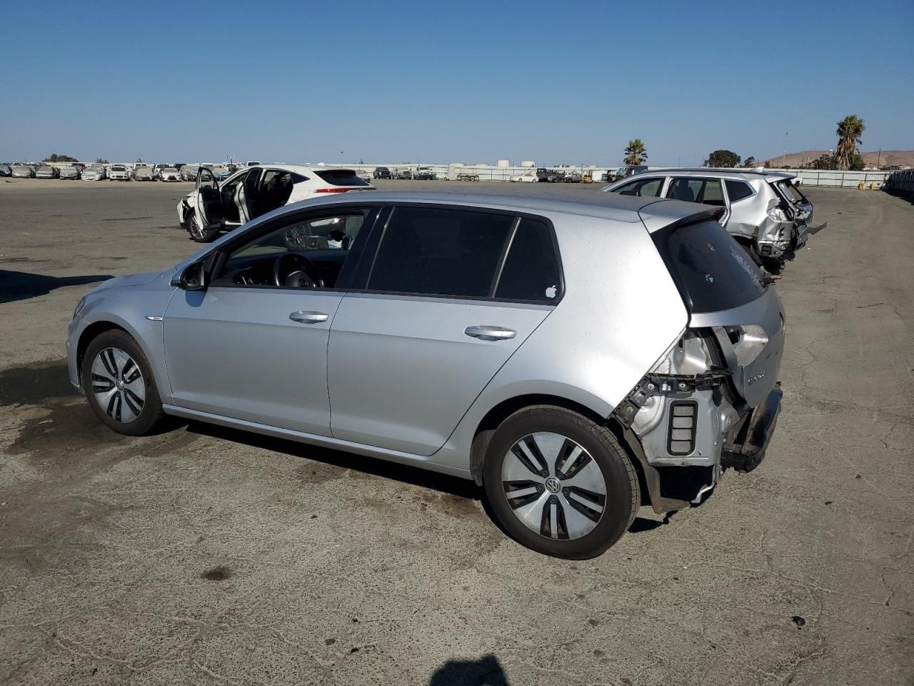 2015 VOLKSWAGEN e-Golf