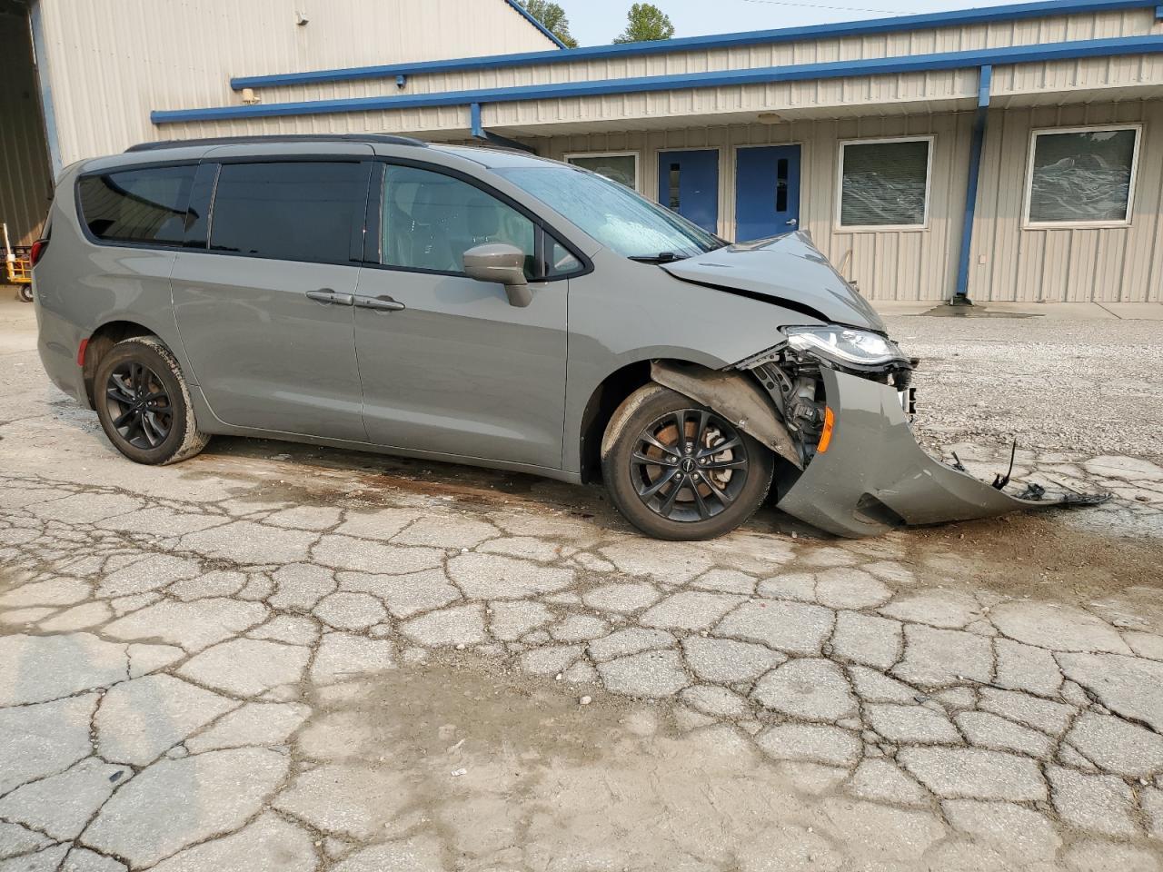 2020 CHRYSLER Pacifica